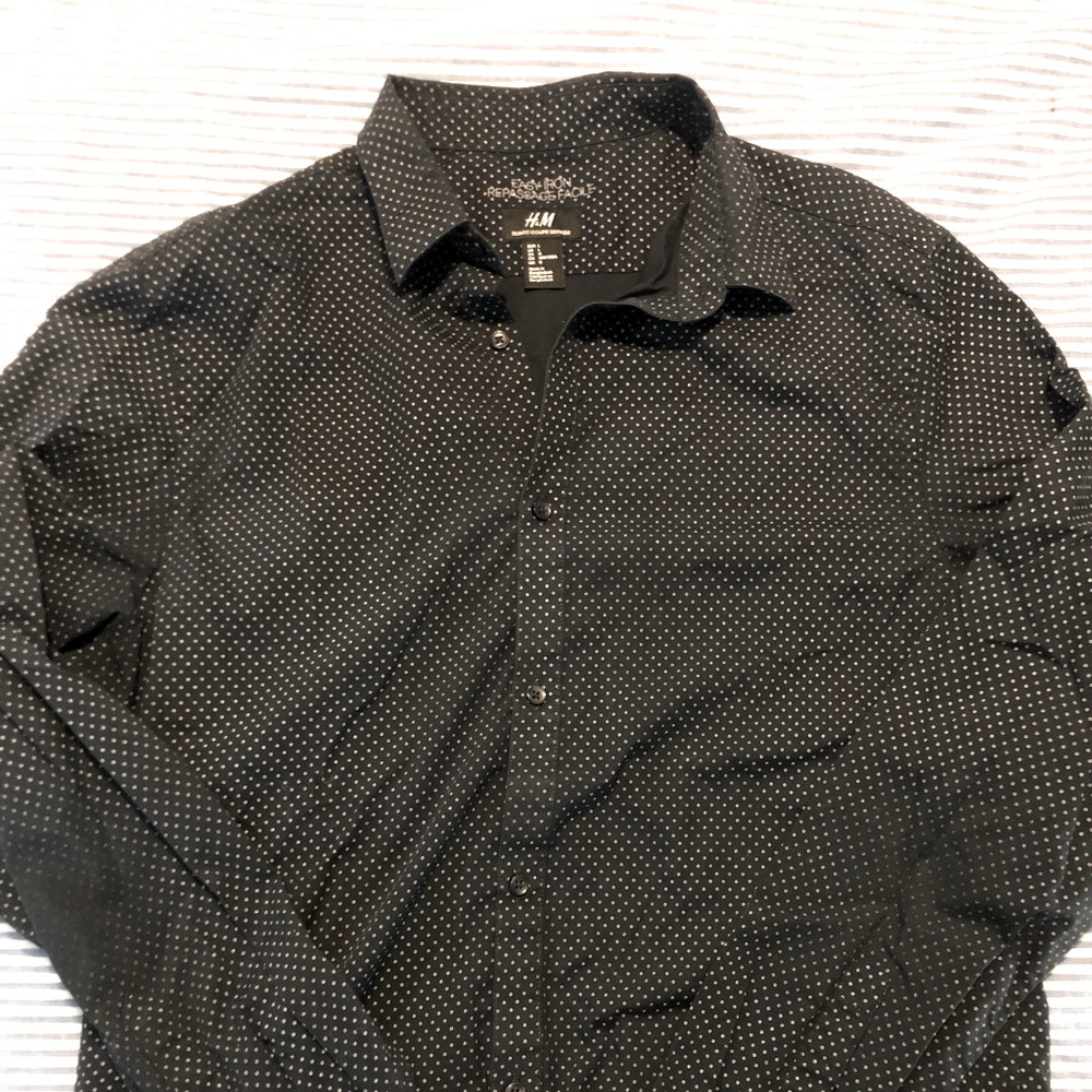 H&M Large Men’s Shirt. Bundle and save.